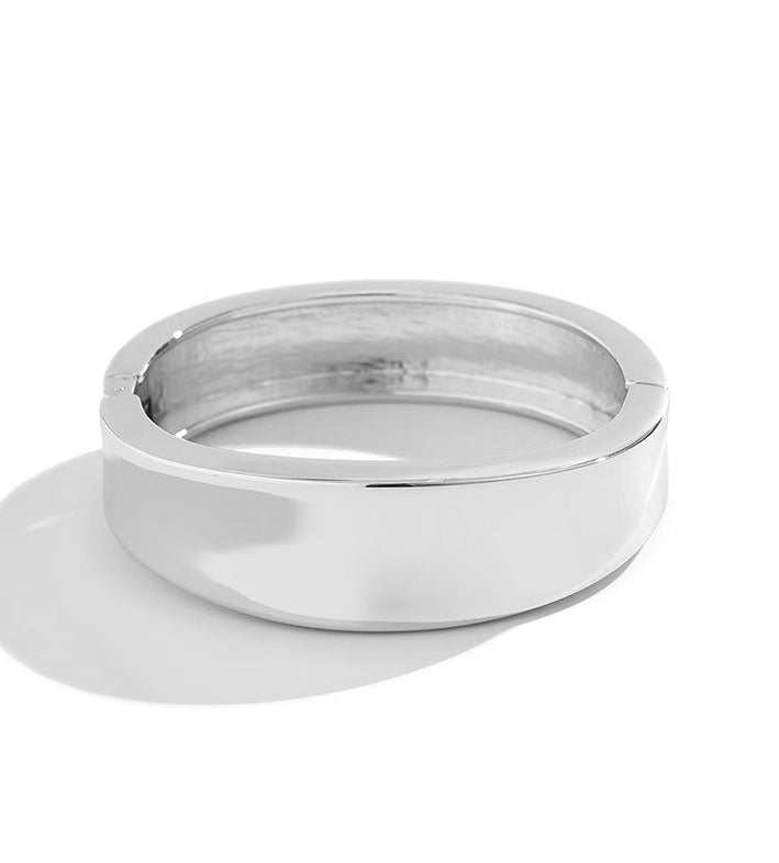 Bright Round Wide Bracelet