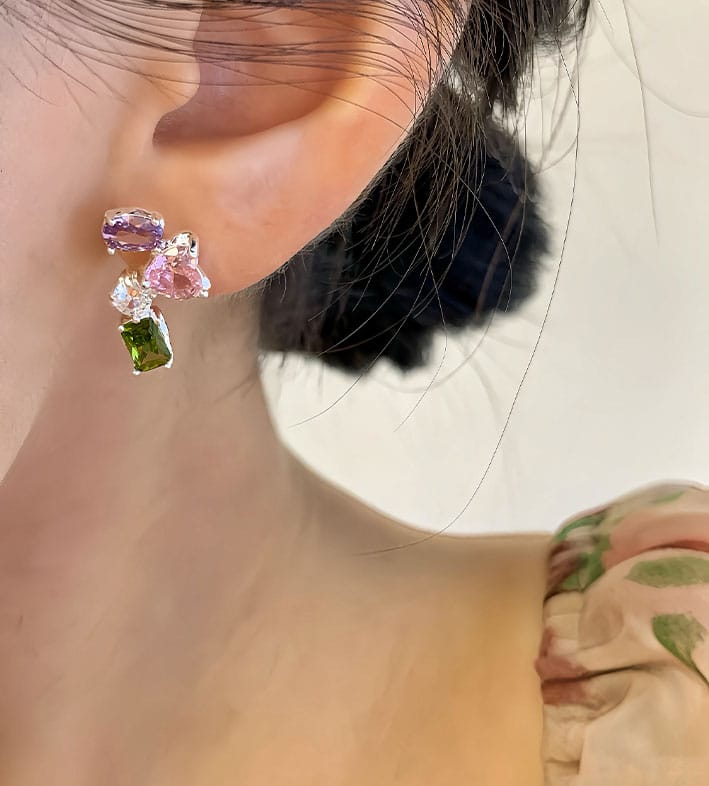 Green Geometric Diamond Flower Earrings